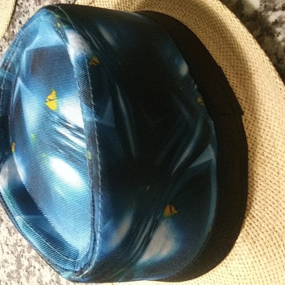 Fedora New vision - Picture 1 of 4